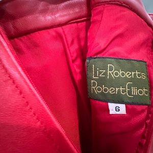 Liz Roberts Robert Elliot Vintage Red Leather Skirt (Size: 6)